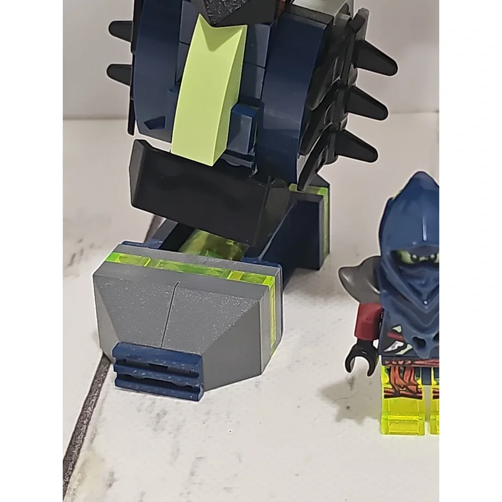 LEGO NINJAGO 70737 Titan Mech Battle With 1 Minifigure (Retired 2015)